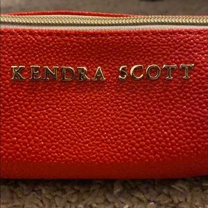Kendra Scott Small Circular Bag